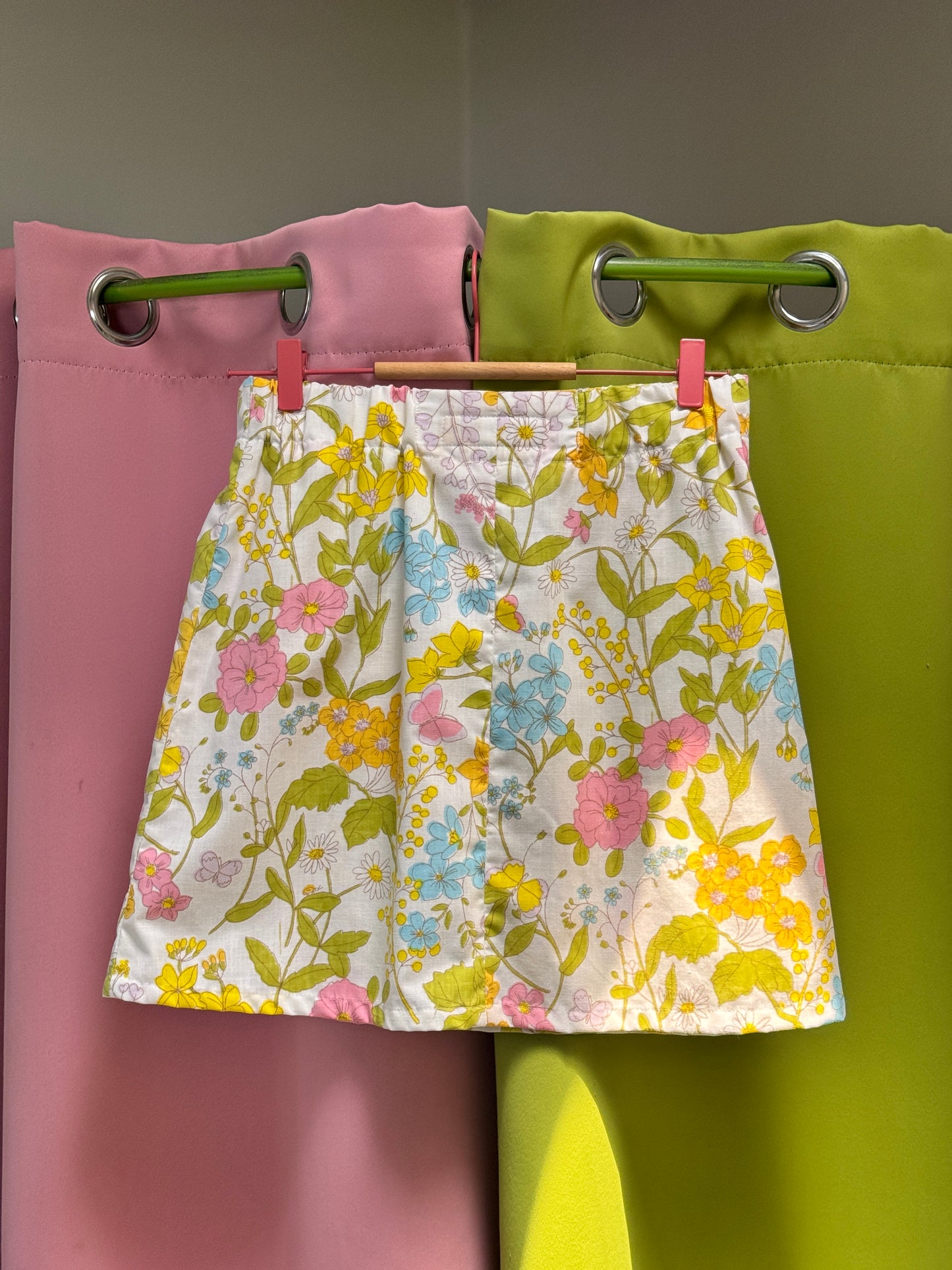 Sz M Handmade Floral Mini Skirt  | Community