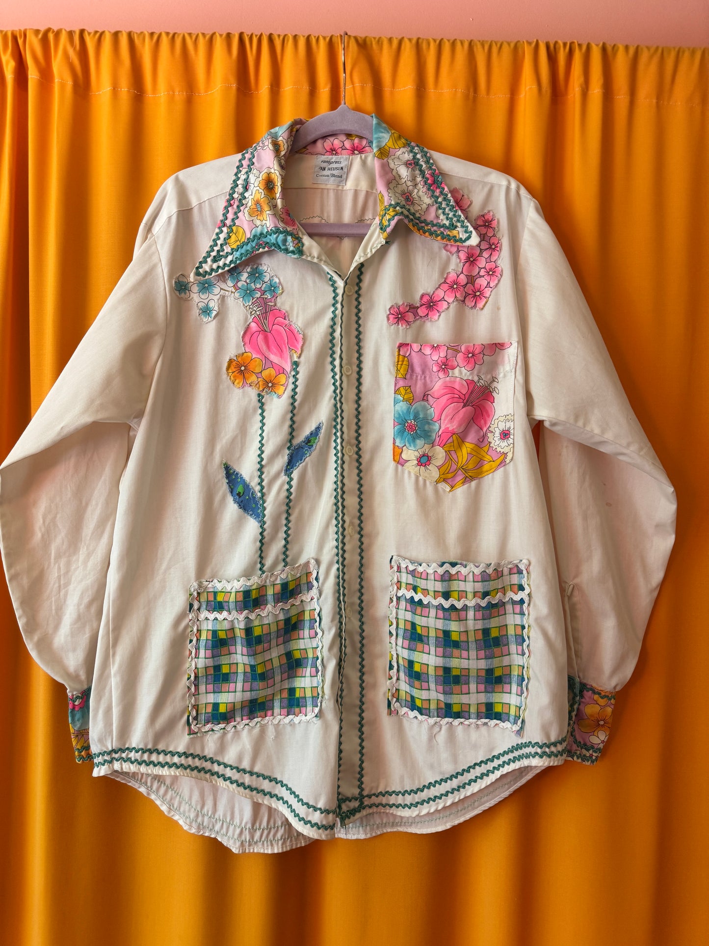Sz L 70s Patchwork Applique Button Down