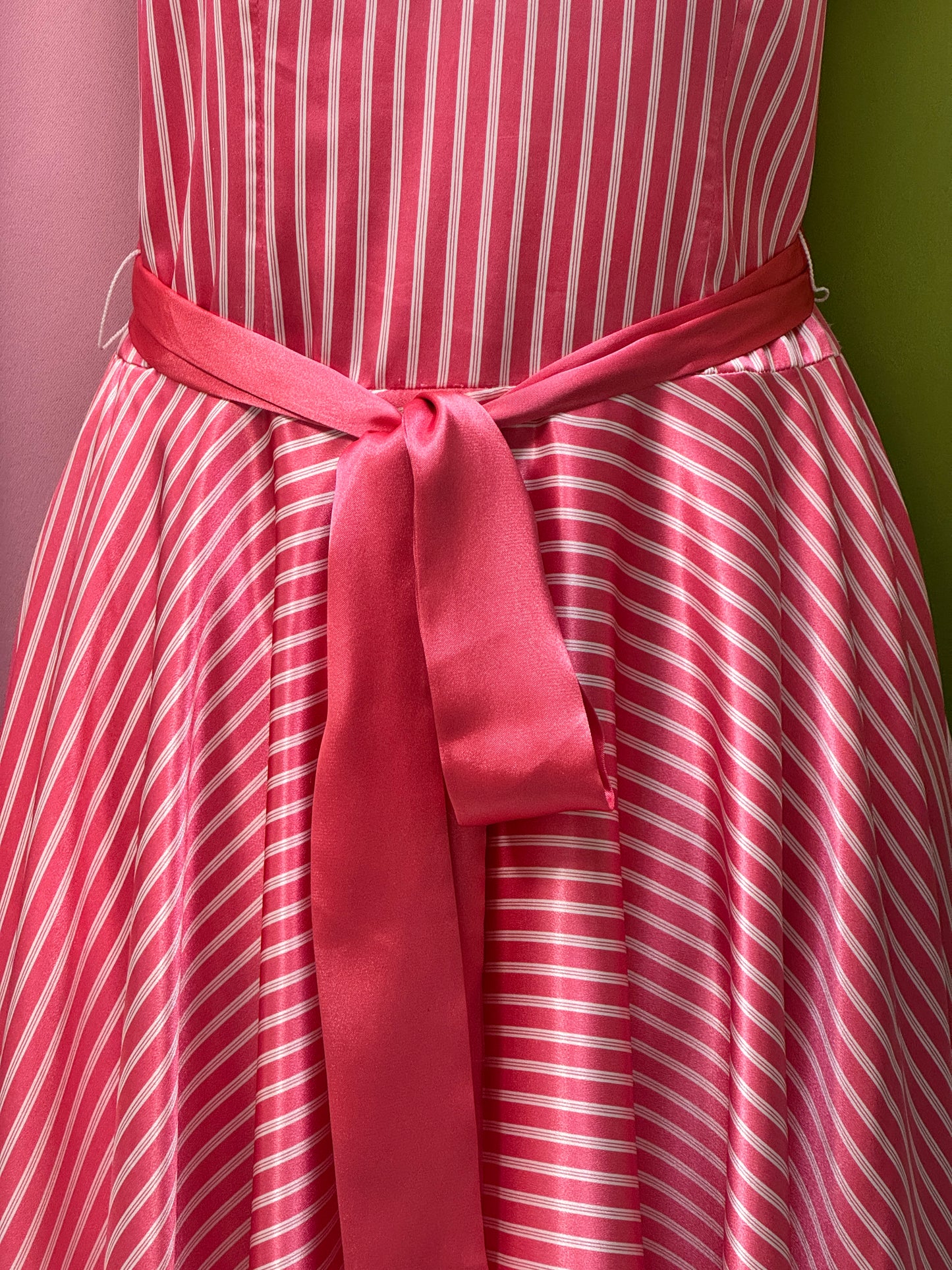 Sz. M Vintage Strapless Pink and White Pinstripe A Line Dress