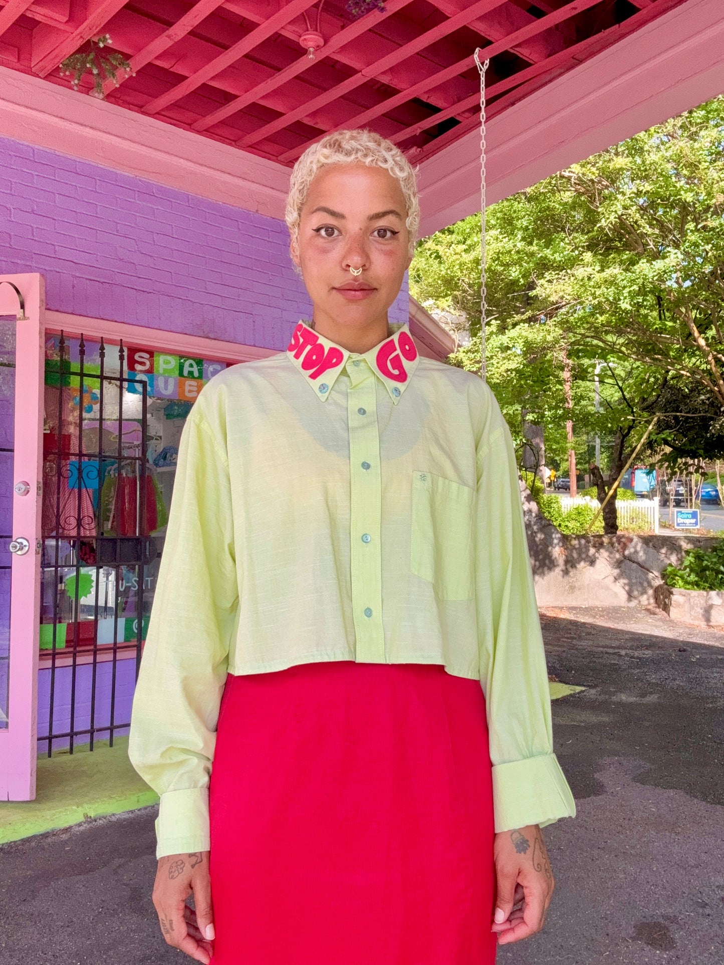 Sz M/L Upcycled STOP/GO Applique Oxford | MN X Community