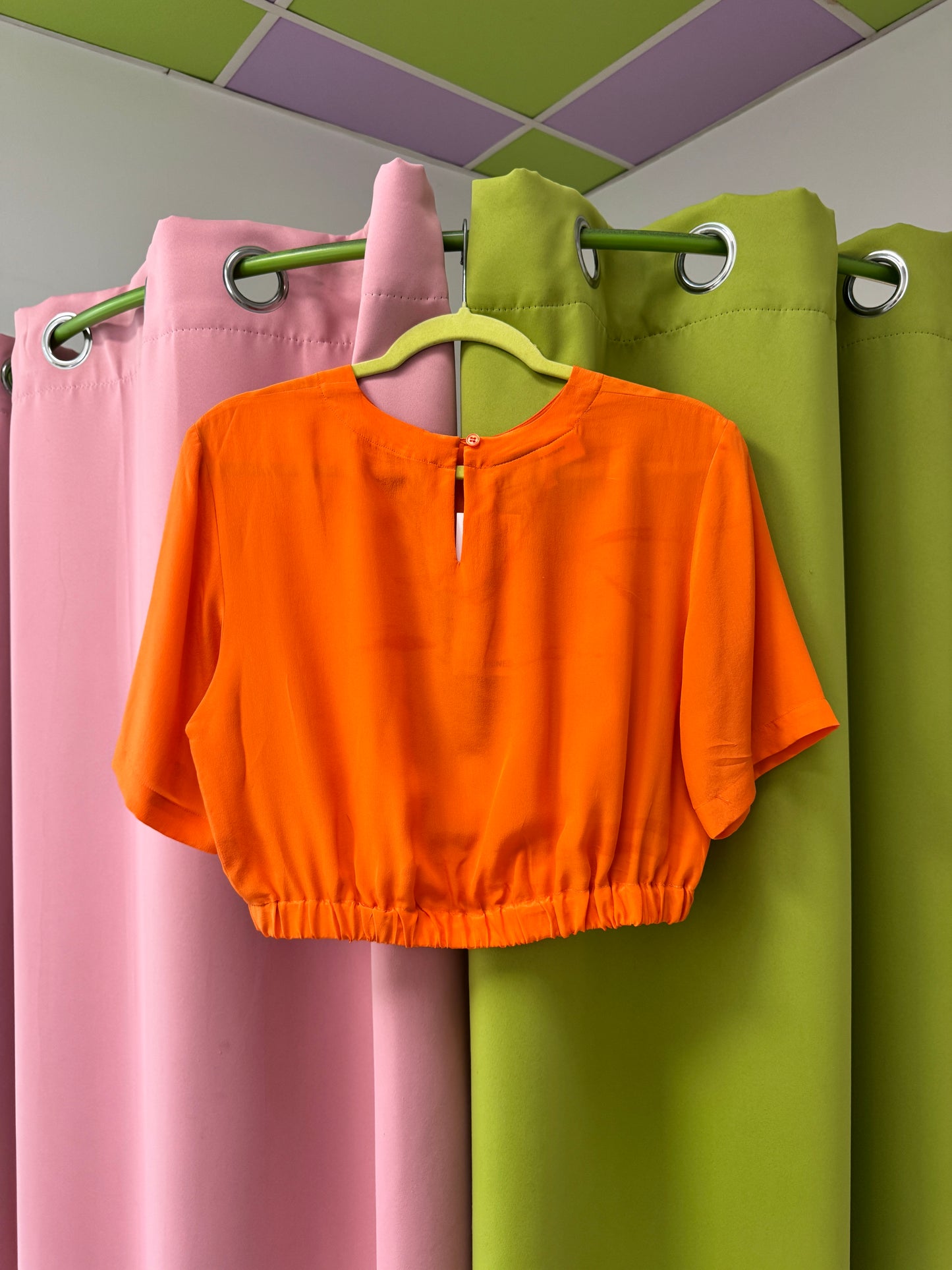 Sz M Redesigned Silk Elastic Crop Tee in Tangerine  | Community